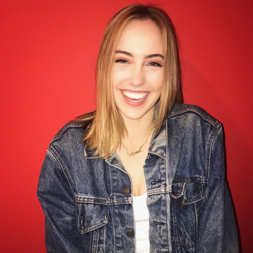 Meet your Posher, Cayla